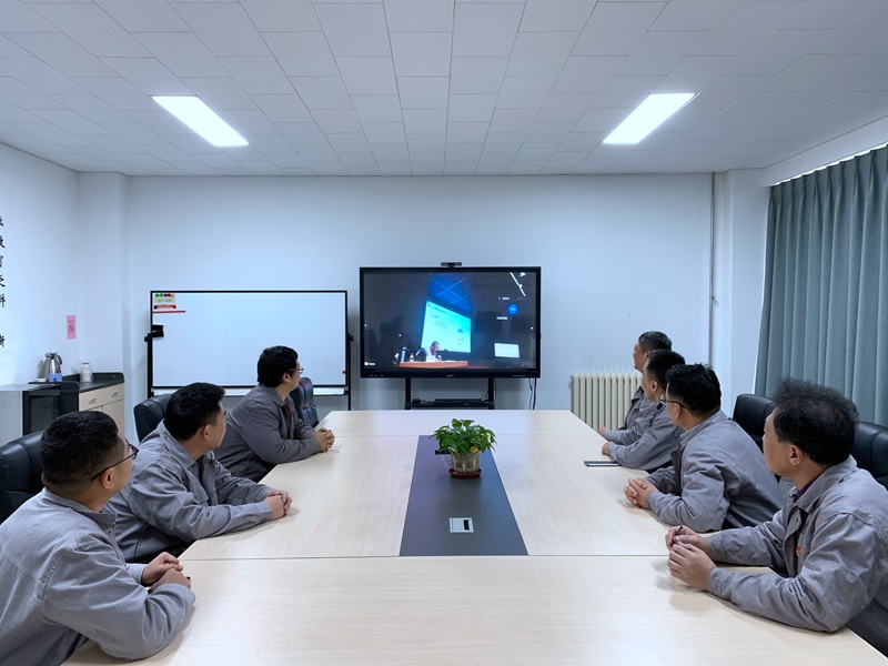 参加培训_副本.jpg